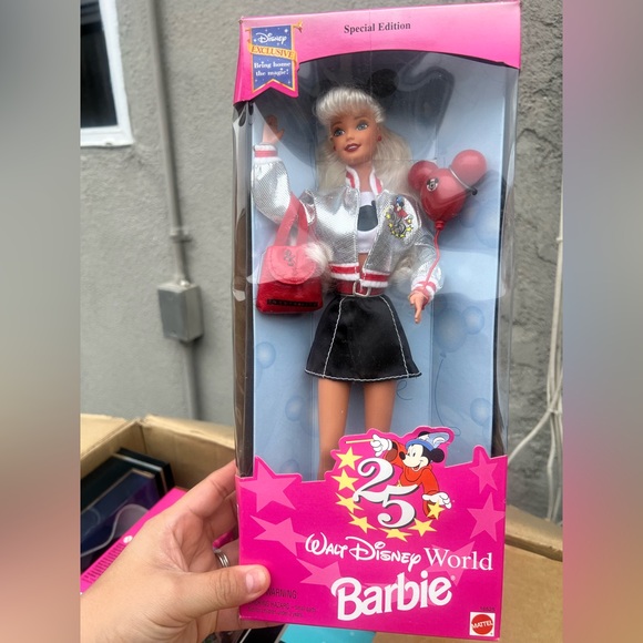 Retro 25th Walt Disney World Special Edition Barbie - www.tdkeng.co.za